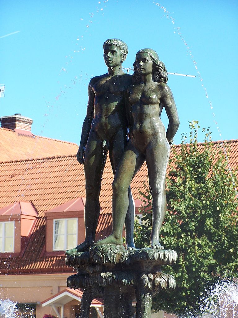 The sculpture "Ask och Embla" (Ask and Embla) by Stig Blomberg 1948, Sölvesborg, Sweden